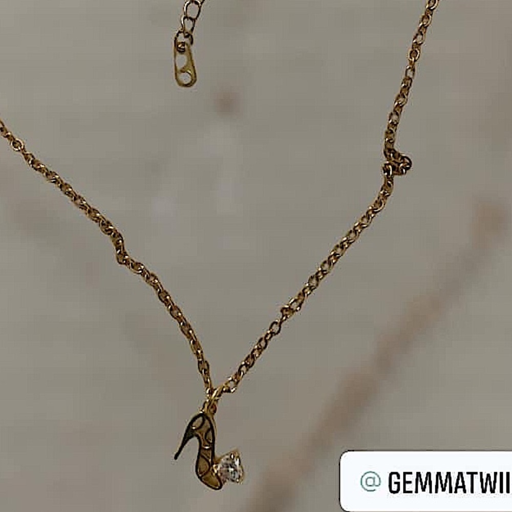 Stainless Steel high heel shoe 👠 Necklace